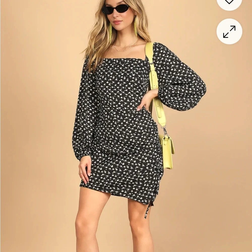 Growing in the Garden Black Floral Print Long Sleeve Dress - Picture 2 of 4